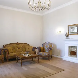 Dionis Coffee Shop Hotel